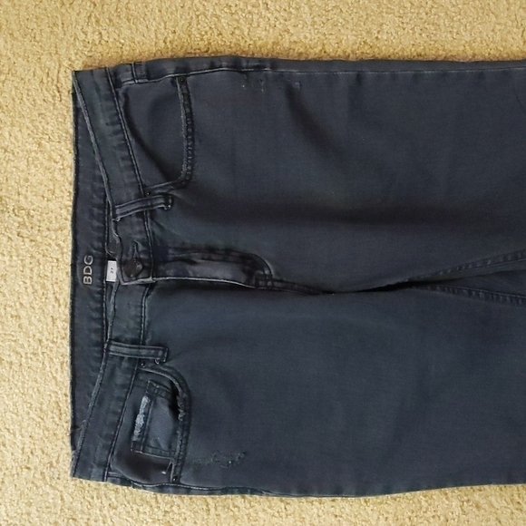 BDG Black Denim Distressed Scrunch Ankle Jeans Size 27 - Picture 5 of 11